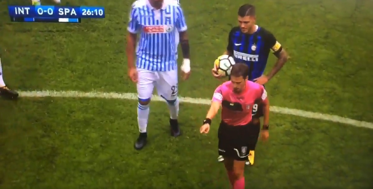 Suci pet minuta pregledavali snimku pa Interu slobodan udarac pretvorili u penal