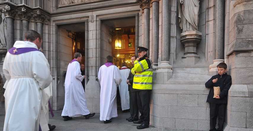 Pokušali prekinuti istragu masovne dječje grobnice u irskom katoličkom domu