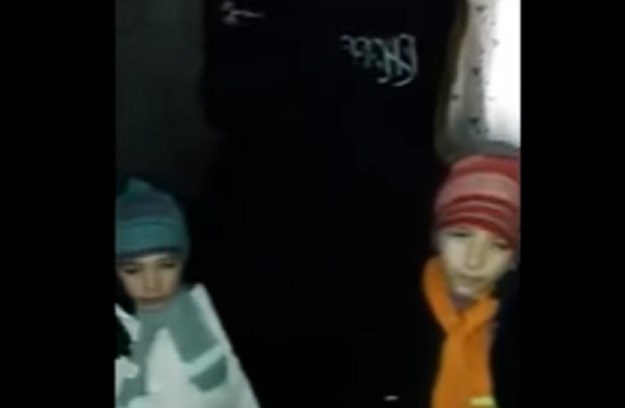 JEZIVA SNIMKA Roditelji islamisti snimili trenutak opraštanja od djevojčica koje su izvršile bombaški napad