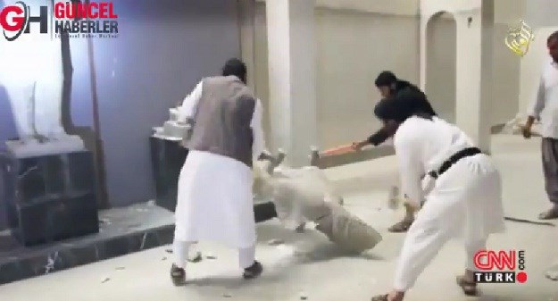 Kulturocid u Iraku: Džihadisti u muzeju uništavali relikvije i skulpture