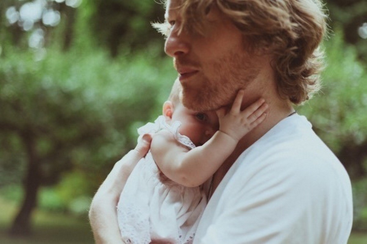 Kad se rode, bebe sliče na oca