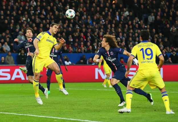 Courtois i golgeter za velike utakmice Ivanović spasili Chelsea od potopa u Parizu