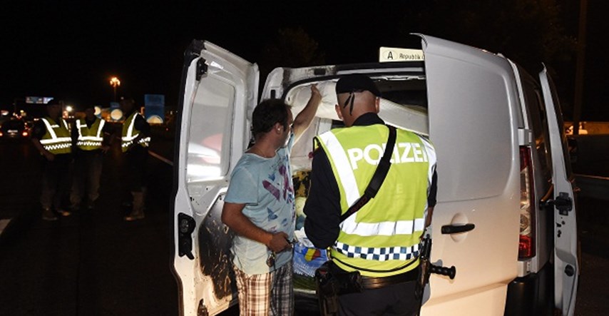 Granični prijelaz Macelj: U kombiju zatečeno devet ilegalnih migranata