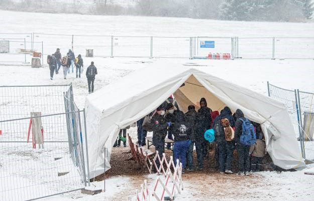 Vlasti očekuju opadanje, njemački mediji porast zimskog priljeva izbjeglica