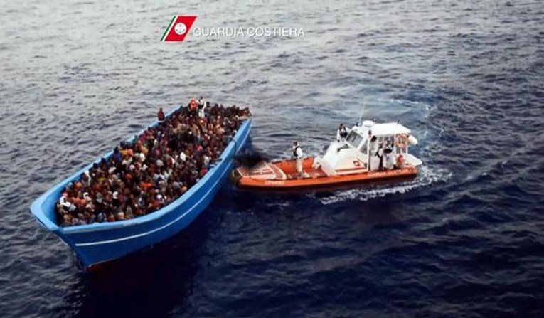 Izvlače se tijela migranata iz Sredozemnog mora, moglo bi biti više od 200 mrtvih