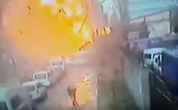 VIDEO Uhvaćen trenutak kad je u Izmiru eksplodirao automobil bomba
