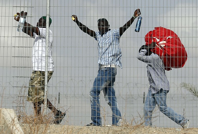 Izrael afričkim migrantima: Napustite našu zemlju ili idete u zatvor