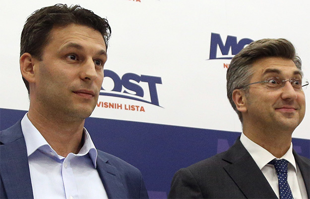 Plenković i Petrov rekli da će sve biti gotovo za tjedan dana, pogledajte im face dok su to govorili