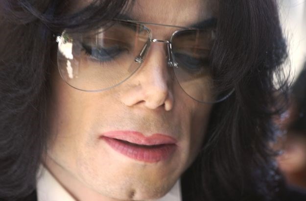Novi bizarni detalji: "Michael Jackson platio je 200 milijuna da ušutka svoje žrtve"