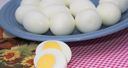 Dodajte sodu bikarbonu kad kuhate jaja, rezultat će vas iznenaditi