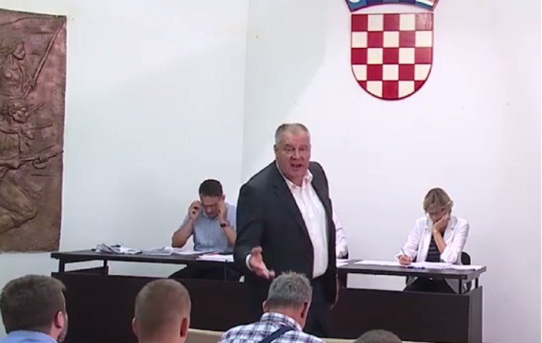 VIDEO Jambo ispsovao Mostovku: "Jebe se mene šta ti radiš"