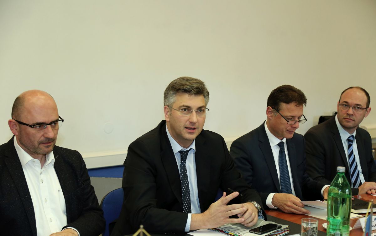 Tko bi rekao - HDZ je podržao šefa HDZ-a