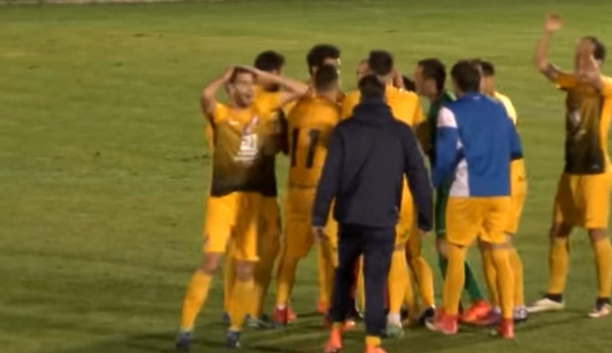 Nevjerojatna odluka: Sudac svirao kraj kad je vidio da lopta ide u gol