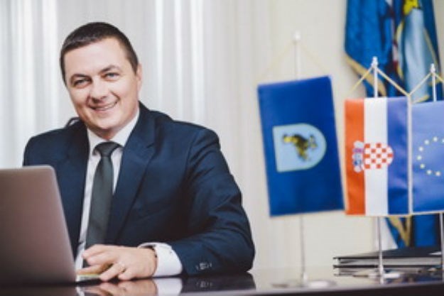 Gradonačelnik Jastrebarskog tvrdi da porezna reforma donosi poskupljenje komunalija