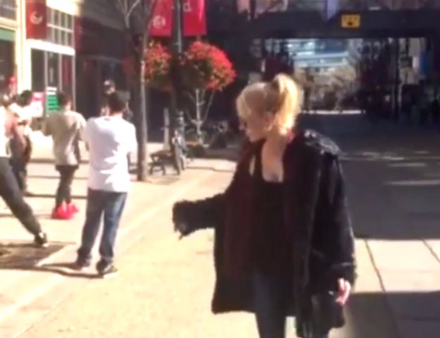 Jelena Rozga spontano zaplesala na kanadskim ulicama: Objavila i video