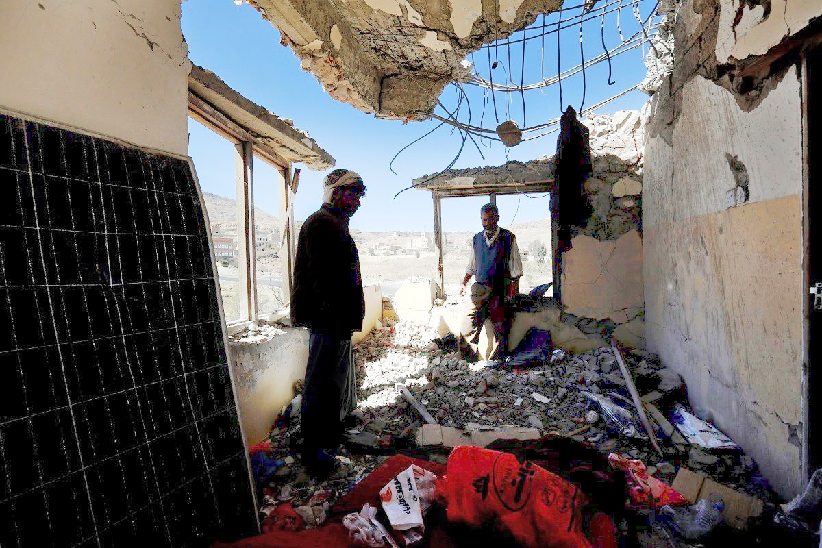 Gotovo 50 civila i pobunjenika ubijeno u zračnim napadima u Jemenu