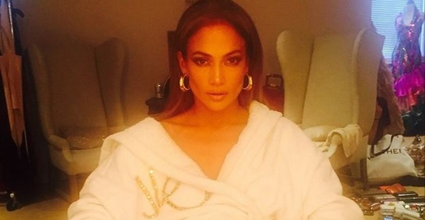 Jennifer Lopez još jednom dokazala da je njeno tijelo stvoreno za oskudne kupaće kostime