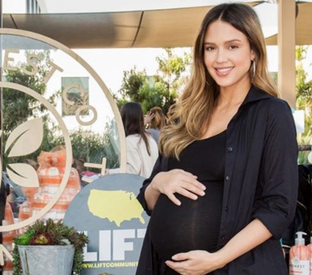 Jessica Alba rodila treće dijete