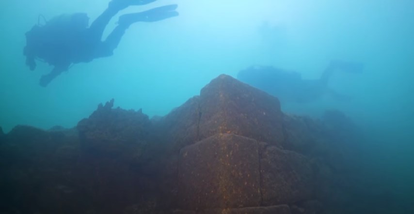 VIDEO U najvećem turskom jezeru otkrivena tvrđava stara 3000 godina: "Ovo je čudo"