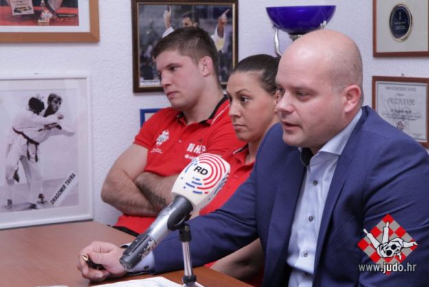 Od juda ih nisu rastavili doktori ni djeca, pobijedili su lomove i bolesti, ali ne i vlastiti Savez