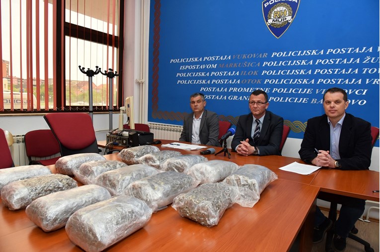 U Vukovaru policija zaplijenila 15 kila marihuane
