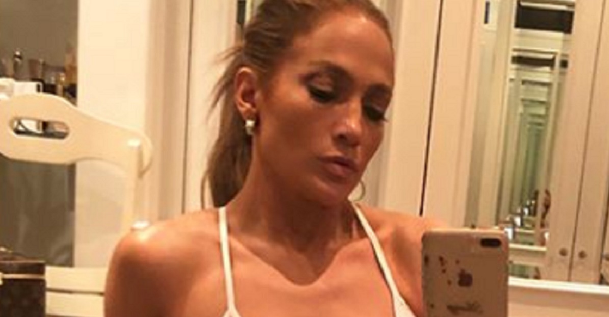 Jennifer Lopez opalila selfie u teretani i pokazala zavidnu figuru, ali i dekolte: "Ti si boginja"