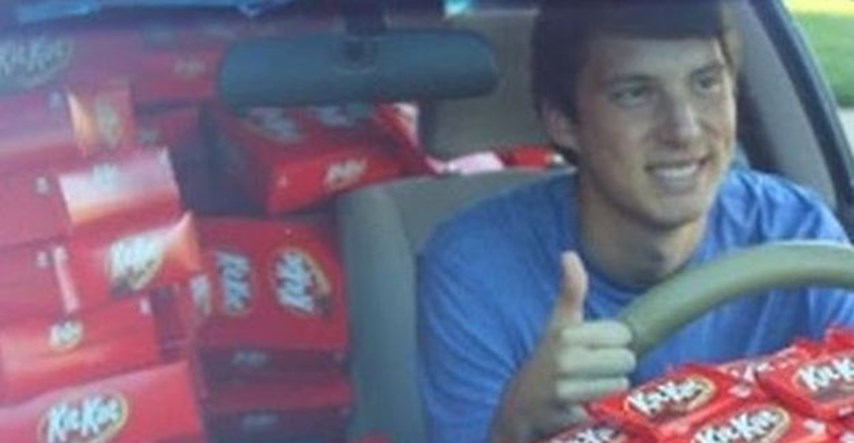 VIDEO Studentu iz auta ukrali KitKat pa mu iz Hersheyja poslali 6500 novih