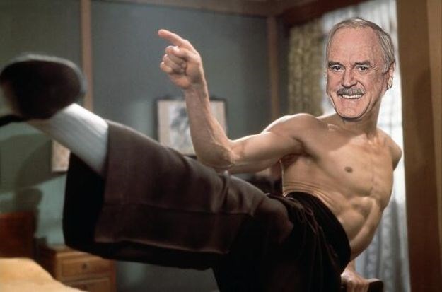 John Cleese zaratio s Piersom Morganom, a onda na red pozvao Guardian