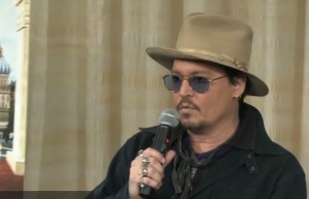 "Chupacabra se pojavila u Japanu i napala me", tvrdi Johnny Depp