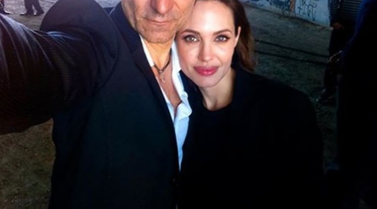 "Ono kad ti je žena bolja riba od Angie": Sarajevski glumac nabacio selfie s Angelinom Jolie