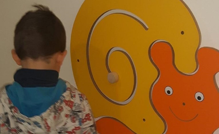 Mama dječaka s autizmom iz Zagreba pokrenula buvljak za sinovu skupu terapiju