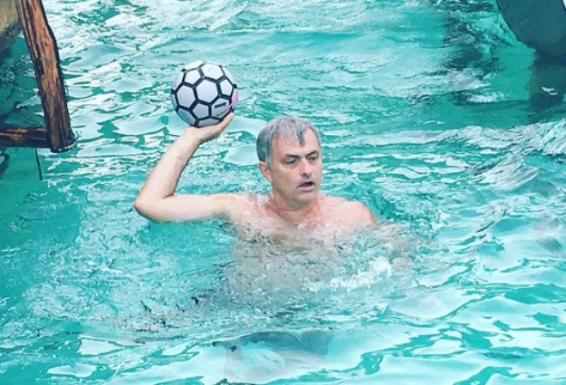 Mourinho prekinuo godišnji kako bi uklonio Van Gaalov Big Brother