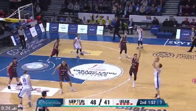 VIDEO Europski Curry: Gađao trice s devet metara, završio poluvrijeme s 29 koševa