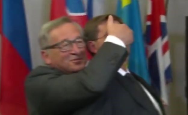 Nakon što je osramotio Kolindu, pogledajte što je Juncker napravio slovenskom premijeru