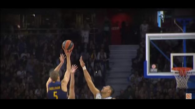 Video dana: Koš u zadnjoj sekundi za pobjedu Barce protiv Reala