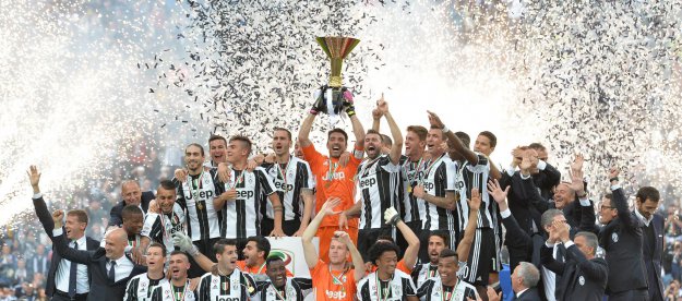 Petarda Juventusa, veliko slavlje Napolija, asistencija Brozovića