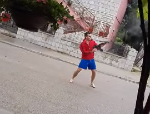 Zbog rafala iz kalašnjikova nakon Đokovićeve pobjede završili u pritvoru: "Spremamo iznenađenje za Rio"