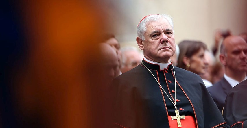PREVRAT U VATIKANU Papa Franjo smijenio konzervativnog čelnika bivše inkvizicije
