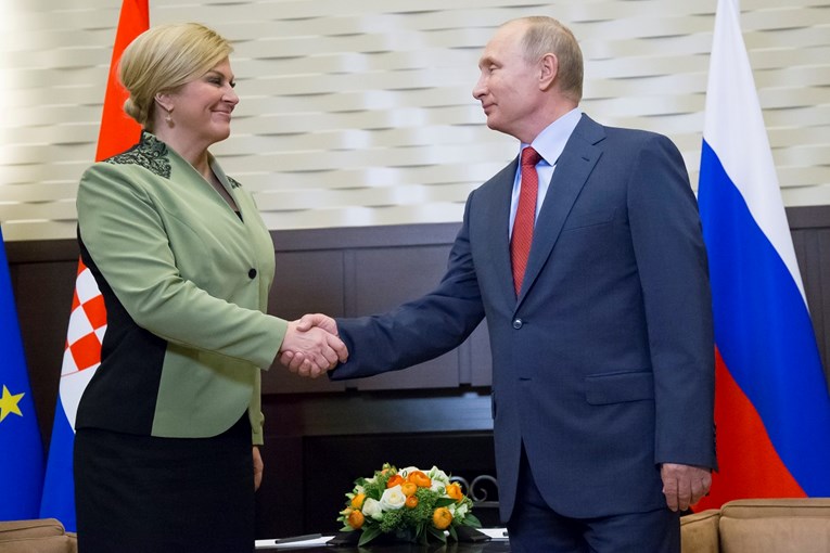 Putin dočekao Kolindu u Rusiji, ona ga pozvala u Hrvatsku