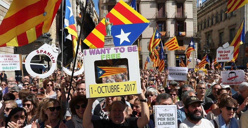 Preko 700 katalonskih gradonačelnika prosvjeduje zbog referenduma: "Glasat ćemo"