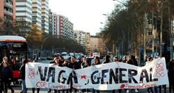 Prosvjedi u Kataloniji blokirali dvije važne ceste zbog uhićenja Puigdemonta