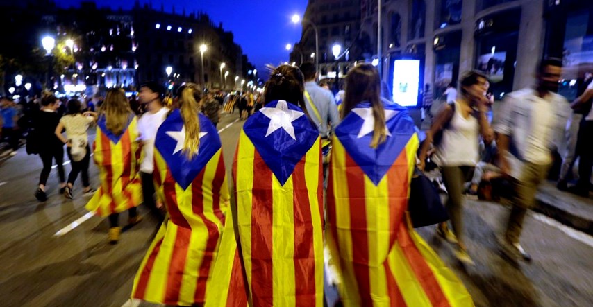 Španjolska vlada poručila da bilo kakav dijalog s Katalonijom mora biti u okviru zakona
