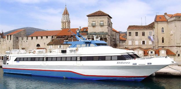 Uvedena nova katamaranska linija Zadar - Mali Lošinj - Pula