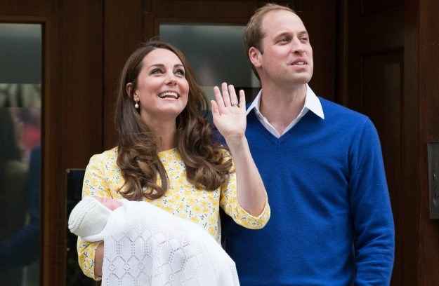 Kraljevsko ukazanje: Kate, William i njihovo novorođenče