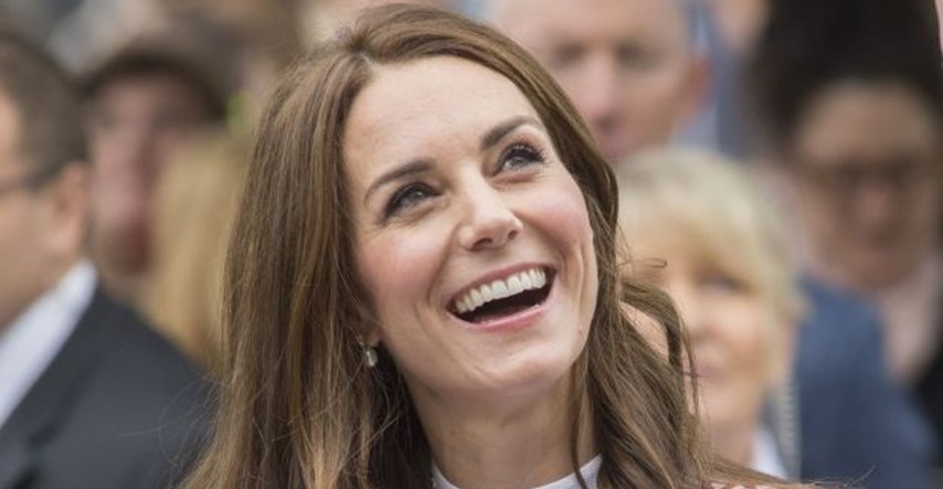 Kate Middleton nosila haljinu s motivima bizovačkog "šlingoća"?