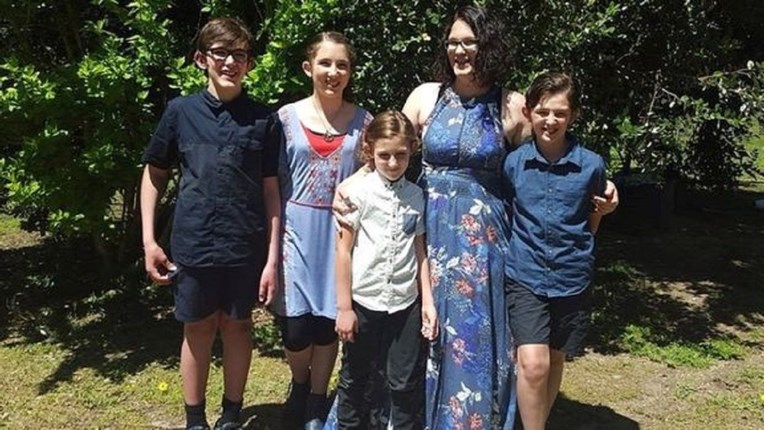 U Australiji ubijeni majka i četvero djece, otac okrivio djeda: "Dugo je to planirao"