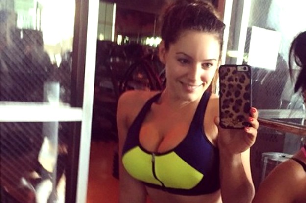 Kelly Brook hvali se novom linijom: Želi se "dovesti u red" i osvojiti Ameriku