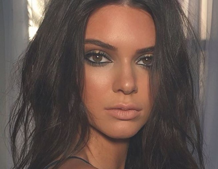 Kendall Jenner zbog jedne bi fotke s Instagrama mogla ostati bez milijuna dolara