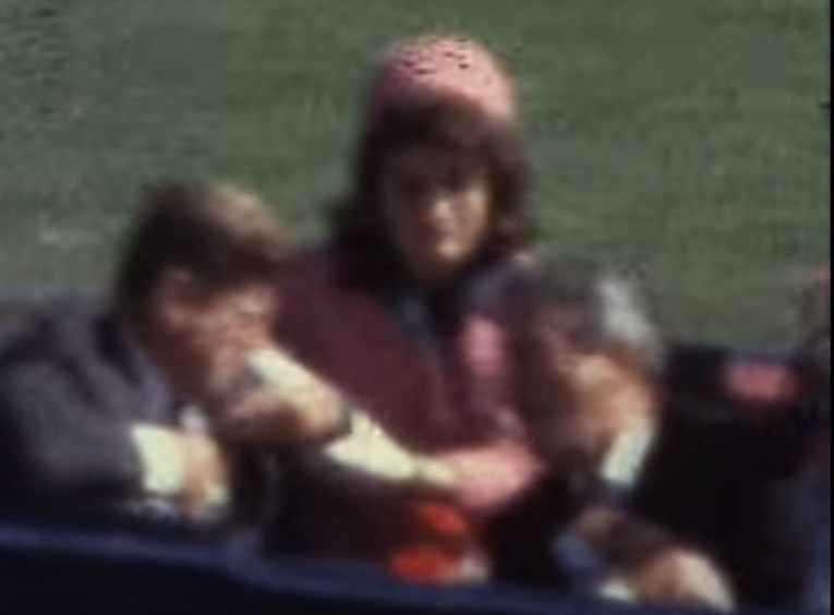 Uznemirujuća snimka: Trenutak u kojem je ubijen Kennedy godinama je bio skriven od javnosti