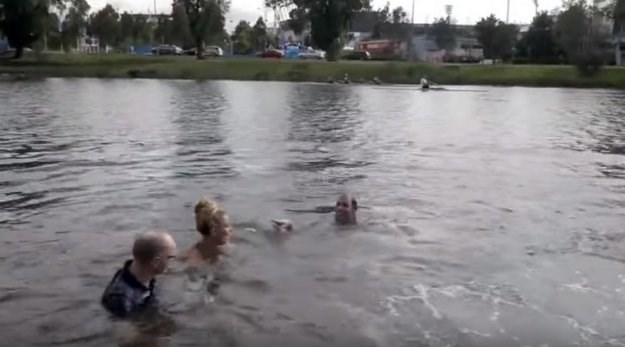 Ispunila obećanje: Kerber pobijedila Serenu i skočila u rijeku